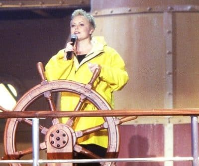 Tous dans le même bateau - 2002