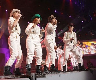 Les Enfoirés... La Crise de Nerfs ! - 2010