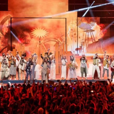 2019 Le monde des Enfoirés