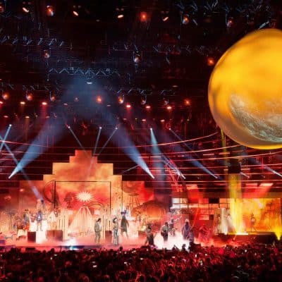 2019 Le monde des Enfoirés