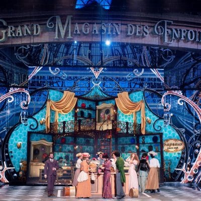 2021 Les Enfoirés à côté de vous