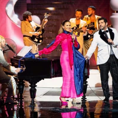 2021 Les Enfoirés à côté de vous