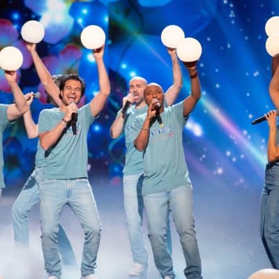 2021 Les Enfoirés à côté de vous