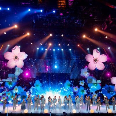 2021 Les Enfoirés à côté de vous