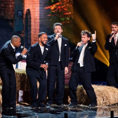 2021 Les Enfoirés à côté de vous