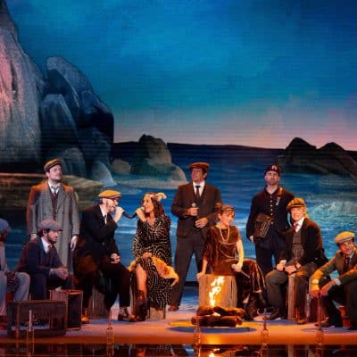 2021 Les Enfoirés à côté de vous