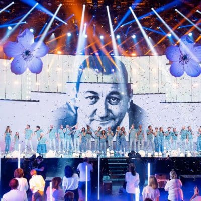 2021 Les Enfoirés à côté de vous