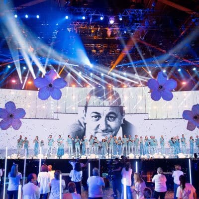 2021 Les Enfoirés à côté de vous